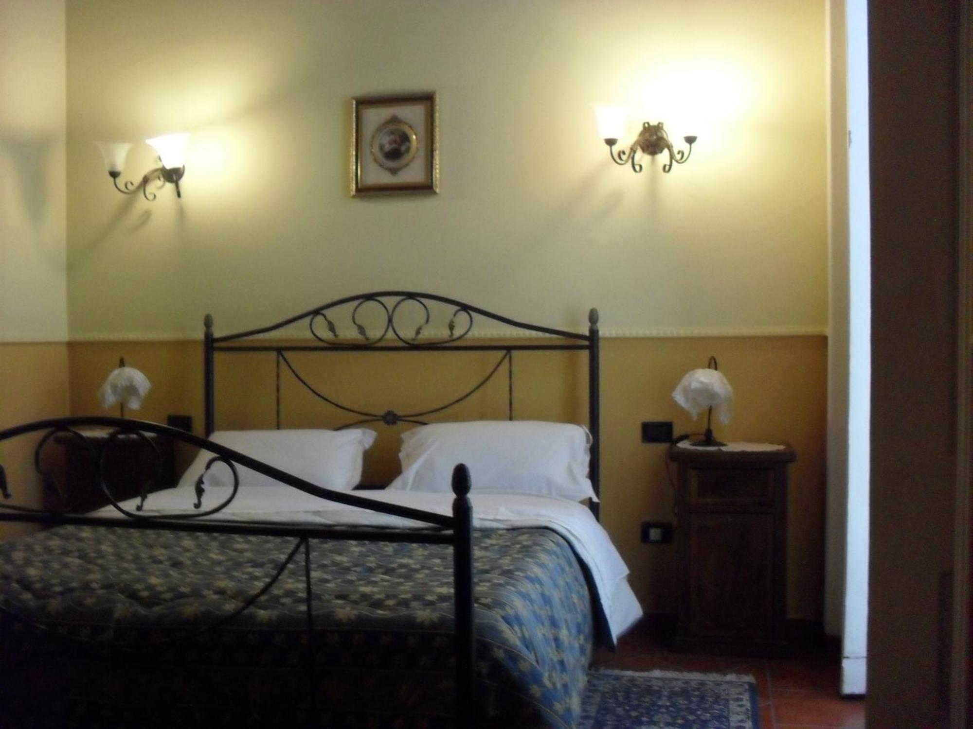 Hotel Pignatelli Napoli 외부 사진